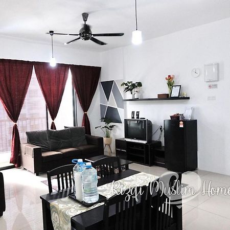 איפוה Rizqi Muslim Homestay Meru Casa Kayangan מראה חיצוני תמונה
